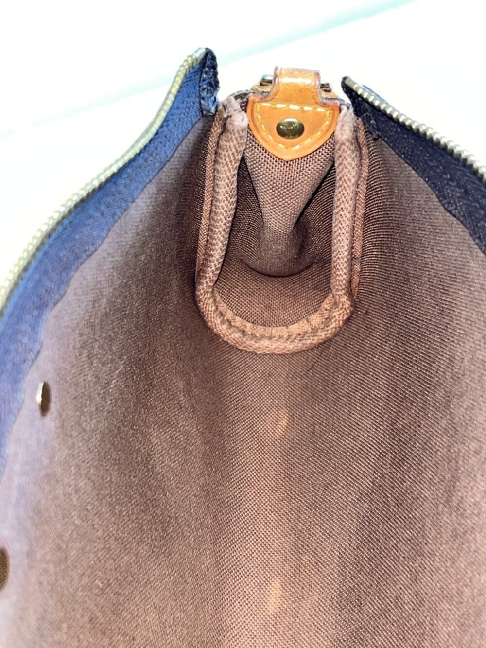 Louis Vuitton Monogram Eva Clutch - Picture 16 of 16
